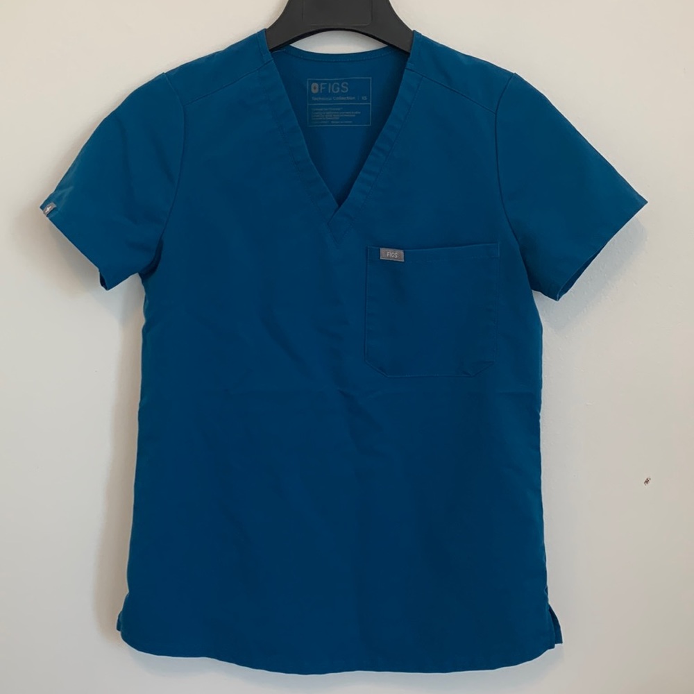 Figs Scrub Top